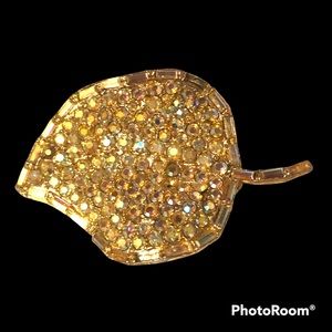 Vintage H. Pomerantz & Co. NY Leaf Brooch